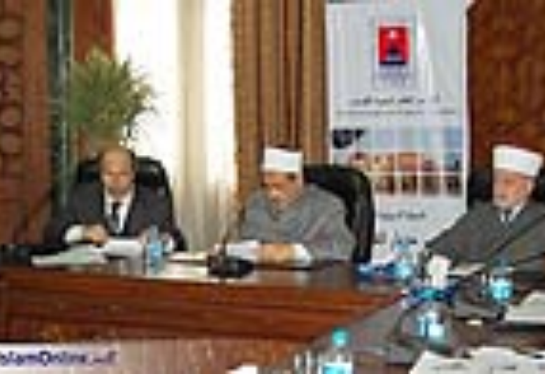 
<span>الأزهر يطلق حملة دولية لفك الحصار عن القدس</span>
