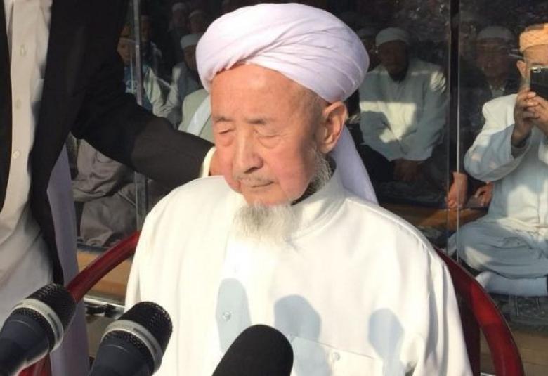 
<span>ينعى المنتدى العالمي للوسطية وفاة الشيخ إمام المسلمين في الصين عبدالله ما چانغ چينغ</span>
