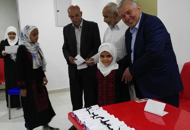 
<span>تكريم حفظة القرآن الكريم </span>
