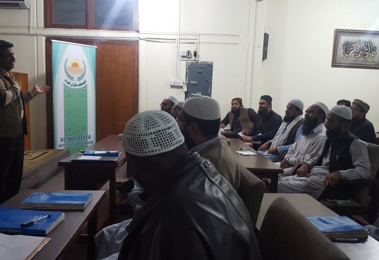 
<span>دورة (واجب الخطيب أن يتأكد من وصول الدعوة إلى المستمع )</span>
