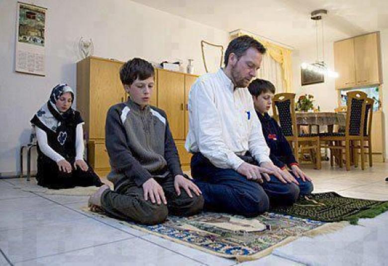 
<span>خطوات لتربية الناشئة على خلق الأمانة</span>
