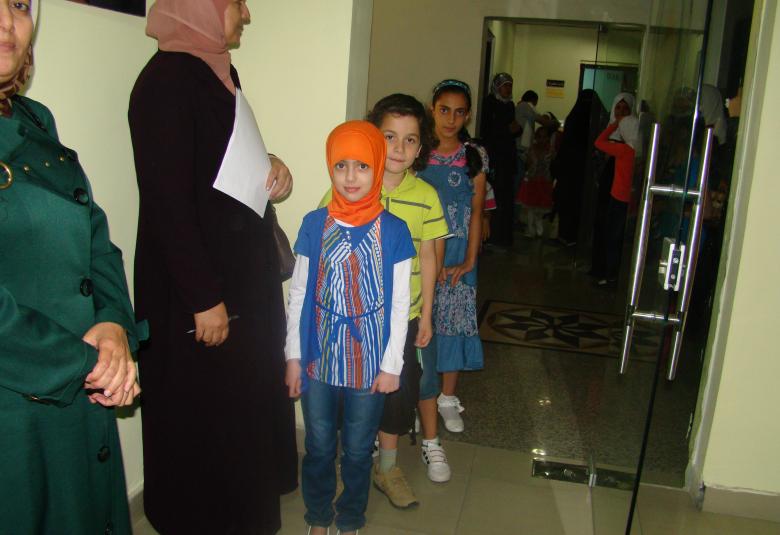 
<span> ثالث ايام المسابقة القرآنية الرمضانية السنوية الثالثة</span>
