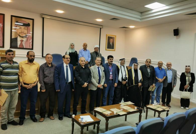 
<span>محاضرة توعوية في وسطية السلط </span>
