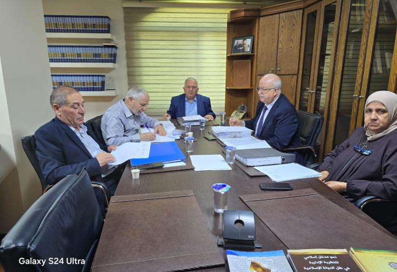 
<span>الهيئة الإدارية لمنتدى الوسطية للفكر والثقافة تعقد اجتماعها الدوري</span>
