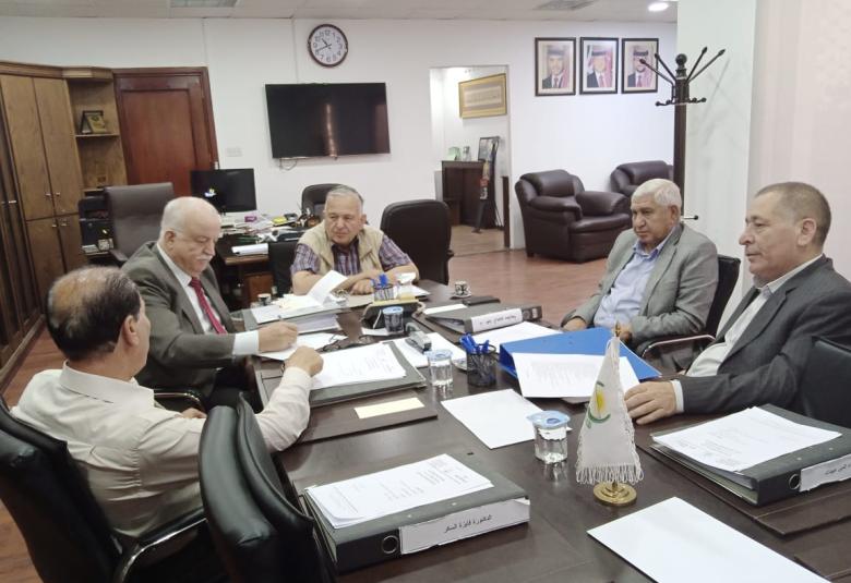 
<span>إجتماع الهيئة الإدارية لمنتدى الوسطية للفكر والثقافة</span>
