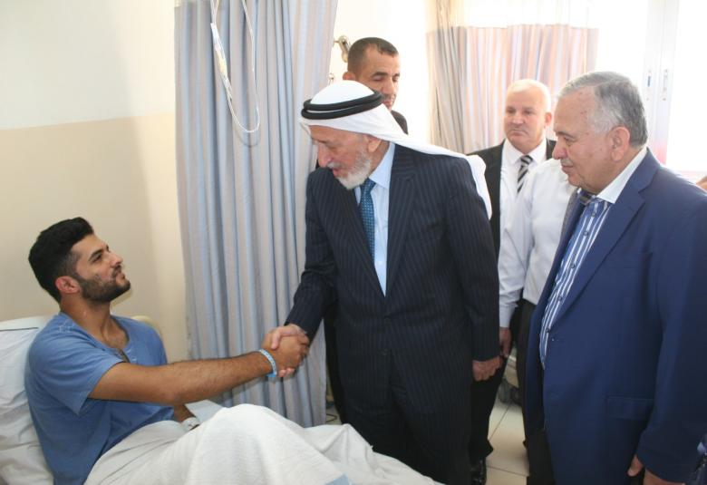 
<span>وفد من المنتدى العالمي للوسطية يزور جرحى غزة</span>
